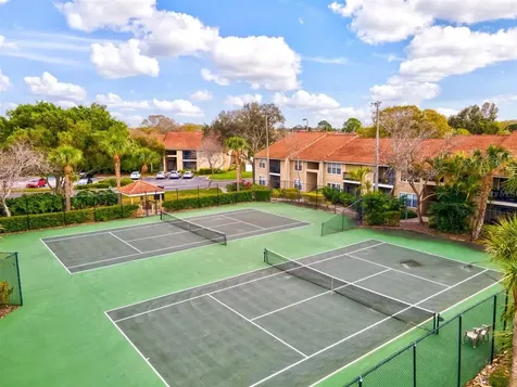4013 Crockers Lake Boulevard Sarasota FL 34238