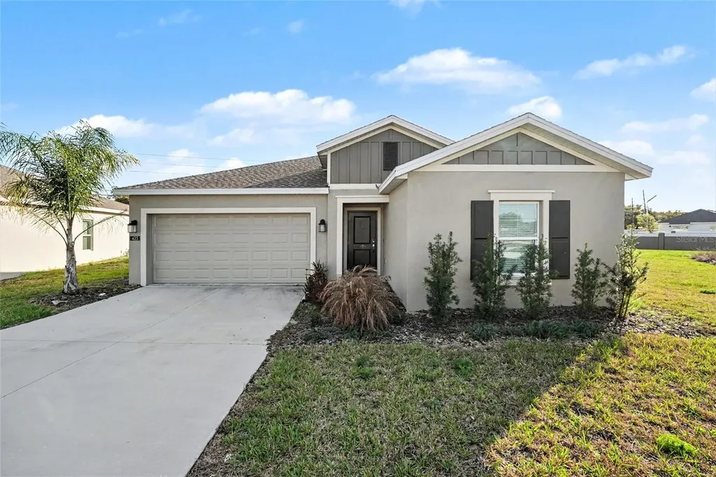 425 Singing Sands Circle Lake Wales FL 33859