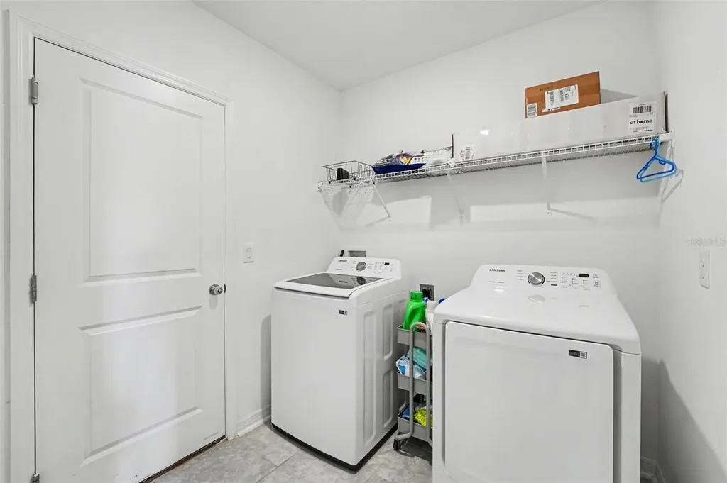 425 Singing Sands Circle Lake Wales FL 33859