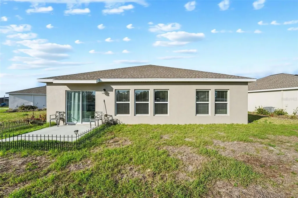 425 Singing Sands Circle Lake Wales FL 33859