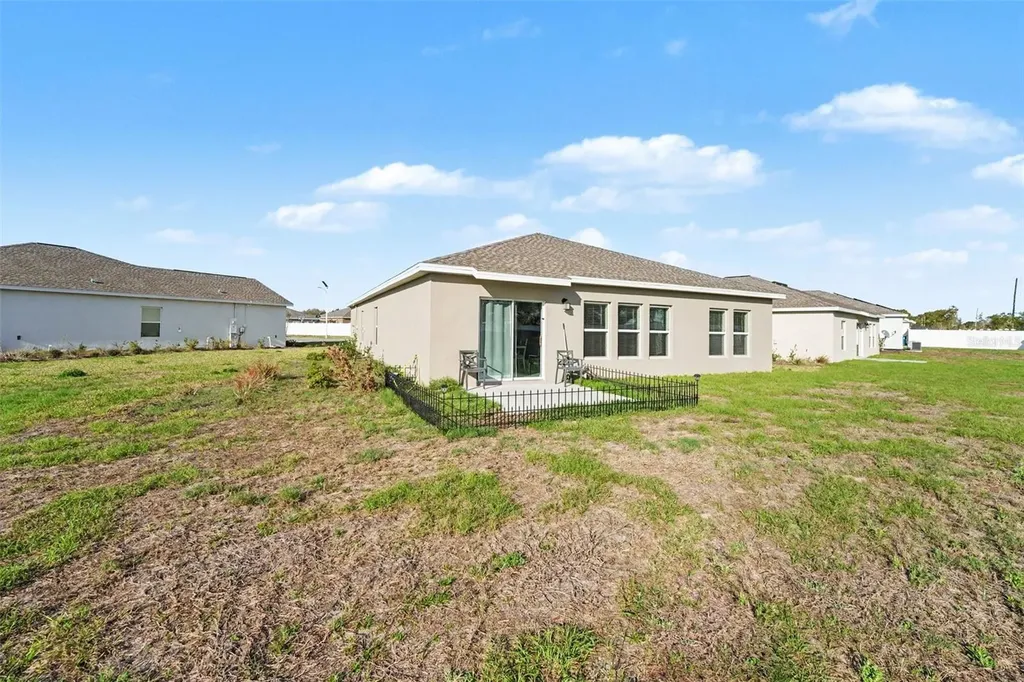 425 Singing Sands Circle Lake Wales FL 33859
