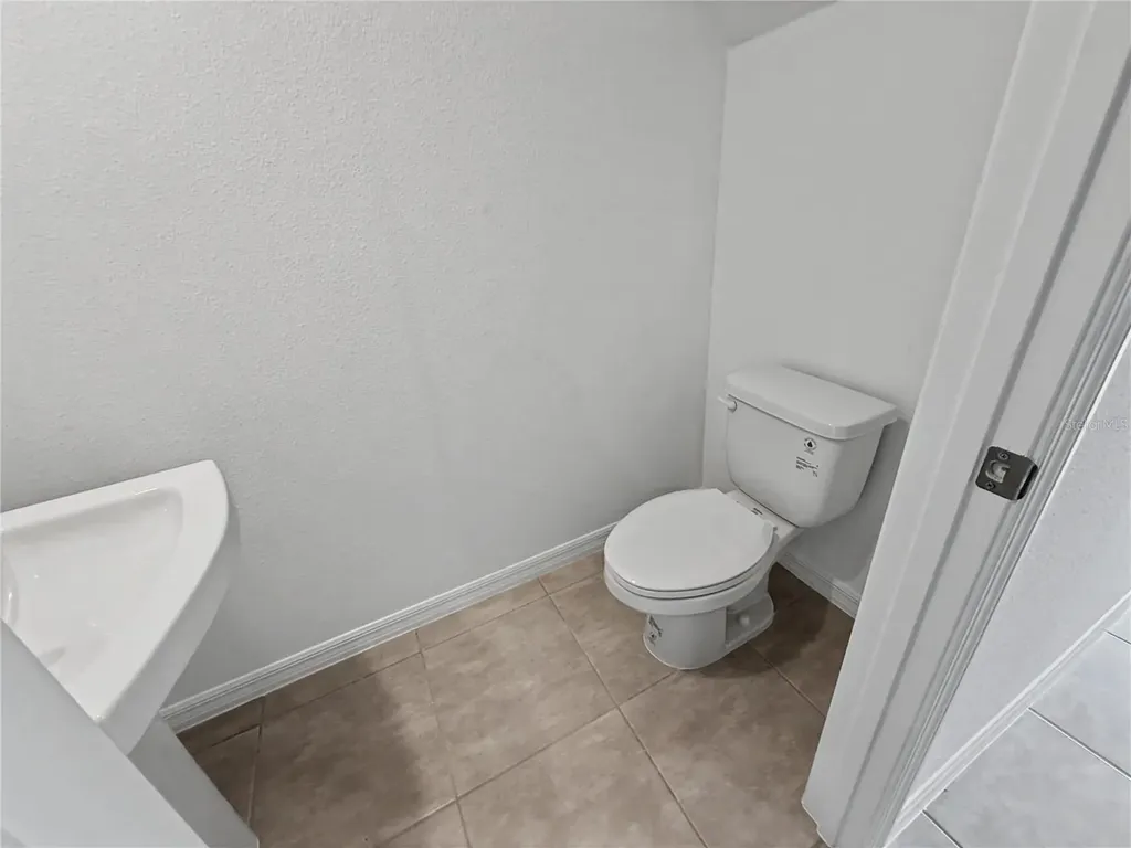 2949 Skyline Loop Kissimmee FL 34758