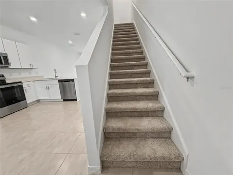 2949 Skyline Loop Kissimmee FL 34758