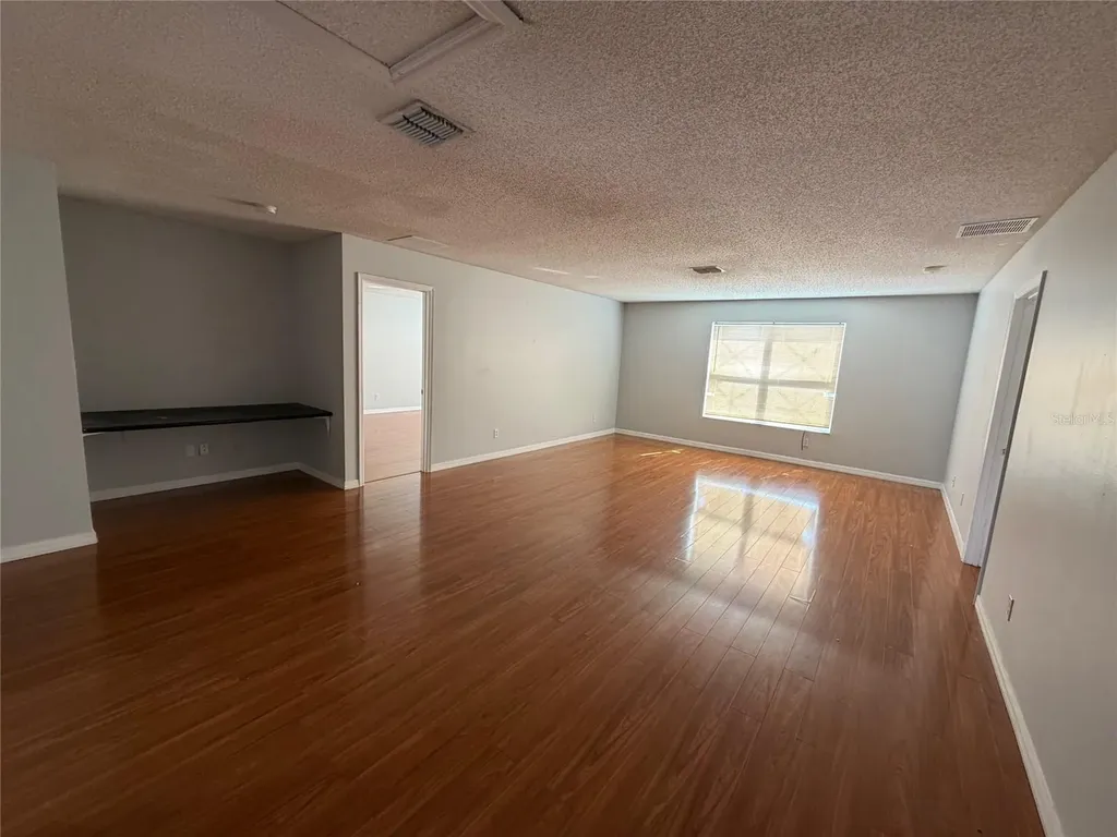 2290 The Oaks Boulevard Kissimmee FL 34746