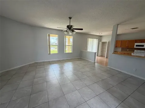 2290 The Oaks Boulevard Kissimmee FL 34746