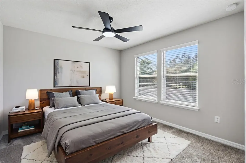 1318 Painted Bunting Avenue Oakland FL 34787