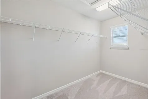 1318 Painted Bunting Avenue Oakland FL 34787