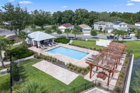 1318 Painted Bunting Avenue Oakland FL 34787