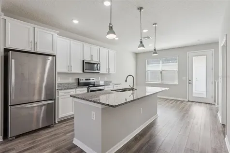 1318 Painted Bunting Avenue Oakland FL 34787