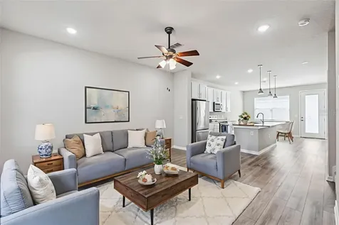 1318 Painted Bunting Avenue Oakland FL 34787