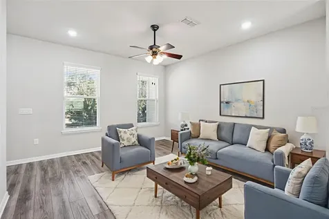 1318 Painted Bunting Avenue Oakland FL 34787