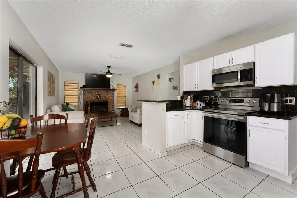 8713 Catbriar Bay Way Orlando FL 32829