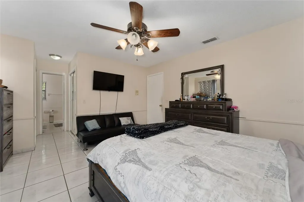 8713 Catbriar Bay Way Orlando FL 32829