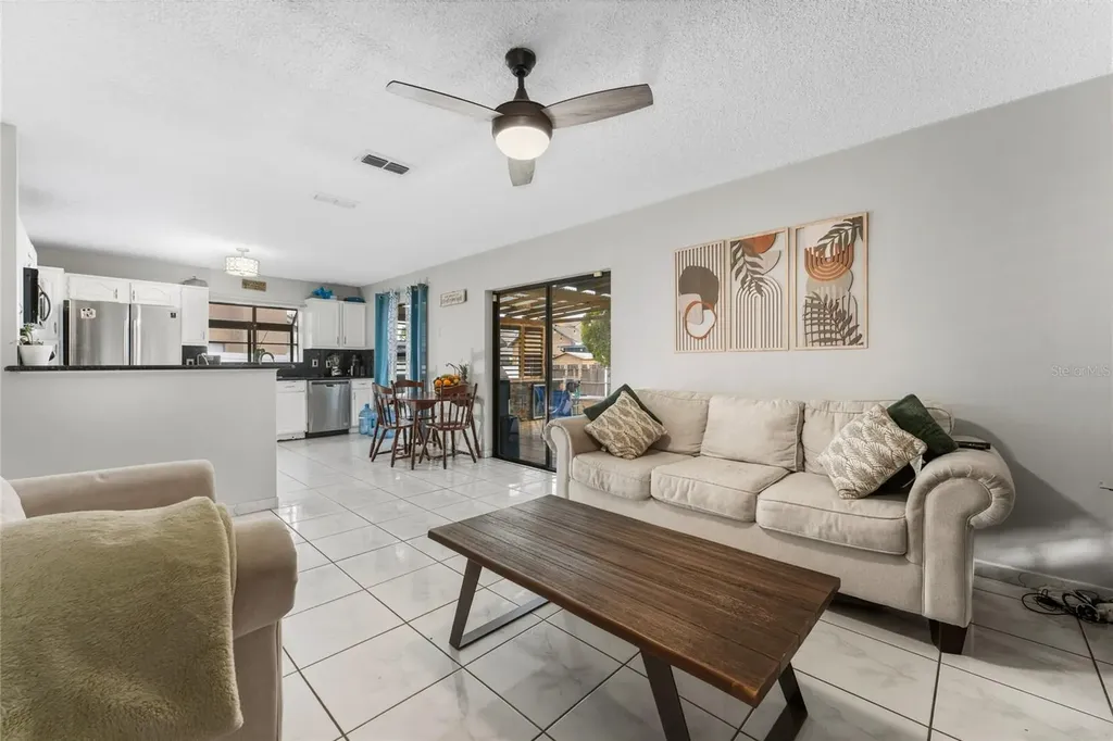 8713 Catbriar Bay Way Orlando FL 32829