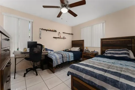 8713 Catbriar Bay Way Orlando FL 32829