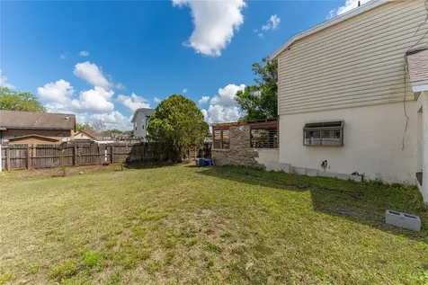 8713 Catbriar Bay Way Orlando FL 32829