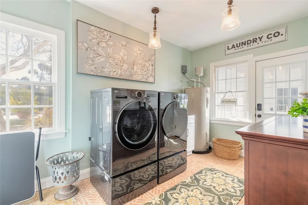 458 S Beach Street Ormond Beach FL 32174