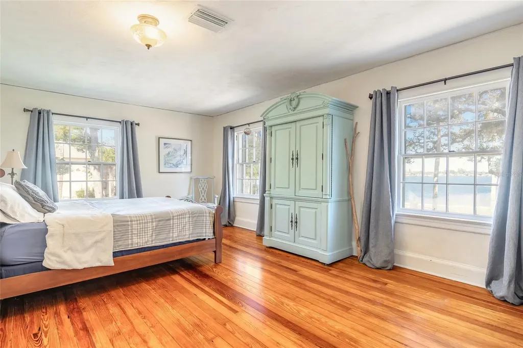 458 S Beach Street Ormond Beach FL 32174