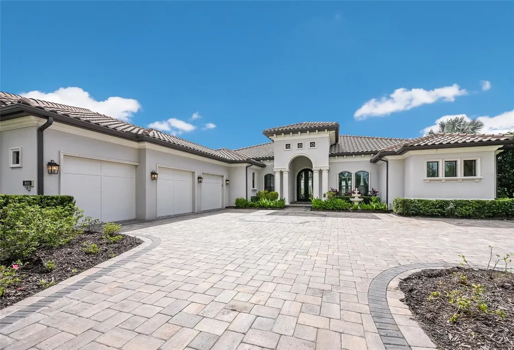 8411 Broadstone Court Bradenton FL 34202