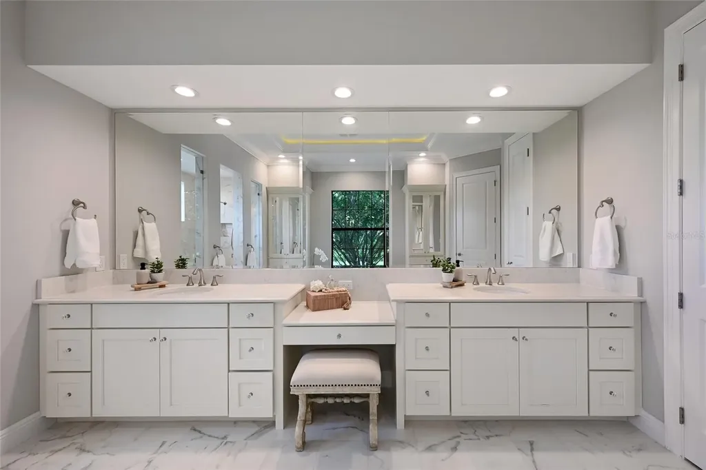 8411 Broadstone Court Bradenton FL 34202