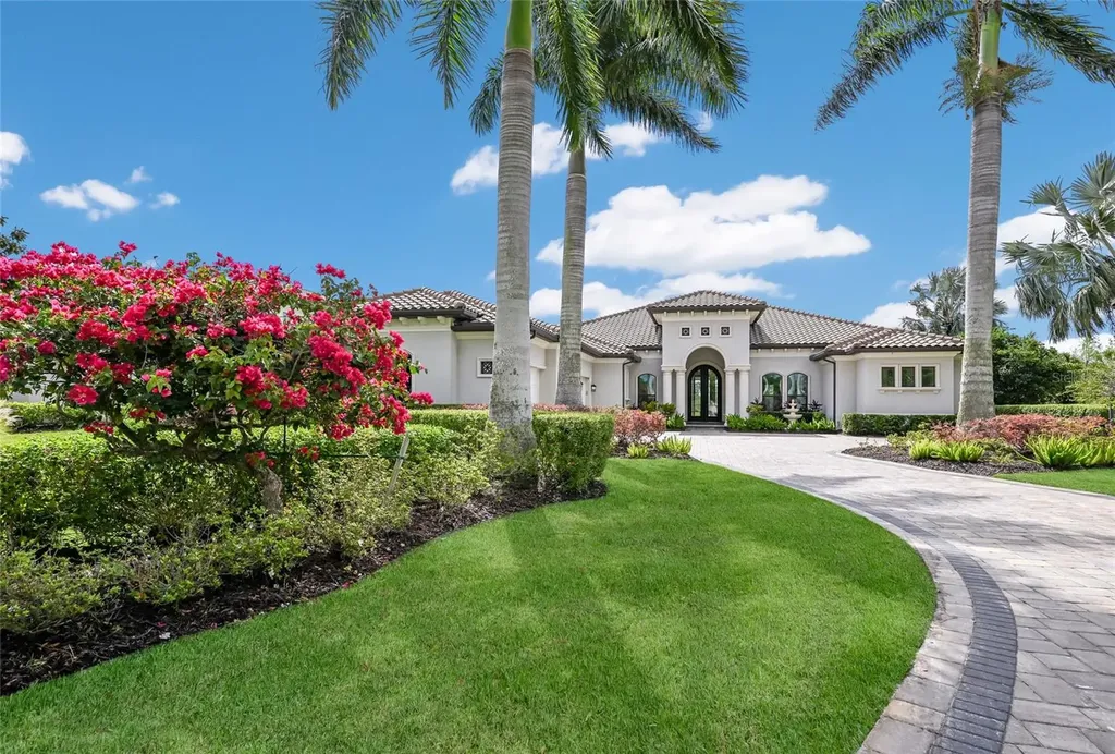 8411 Broadstone Court Bradenton FL 34202