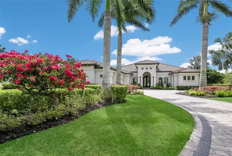 8411 Broadstone Court Bradenton FL 34202