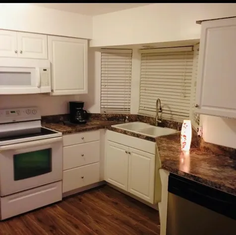 2010 1/2 Vine Street Leesburg FL 34748