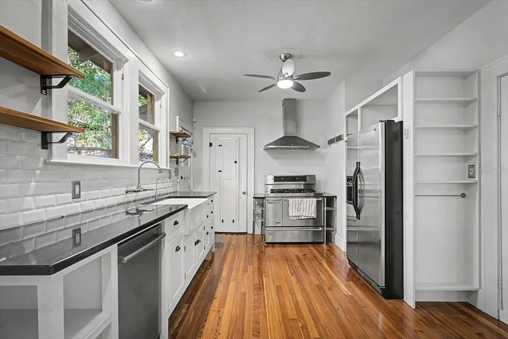 421 NE Boulevard Gainesville FL 32601