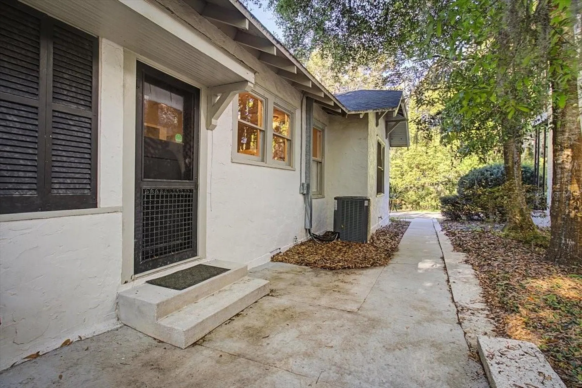 421 NE Boulevard Gainesville FL 32601