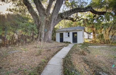 421 NE Boulevard Gainesville FL 32601
