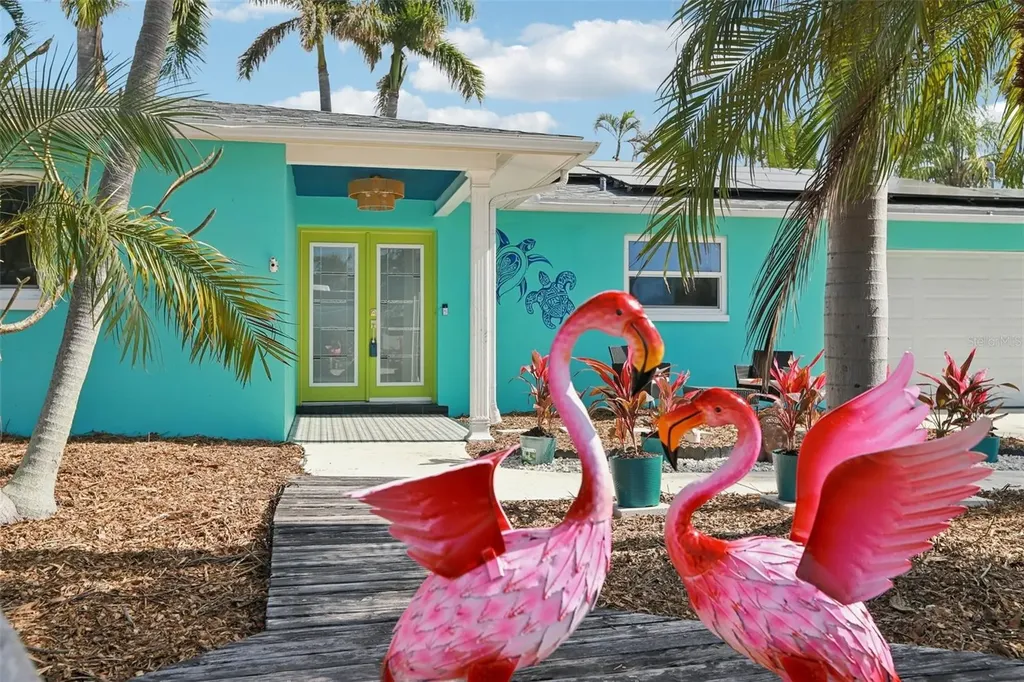 6950 Grande Vista Way S St Petersburg FL 33707
