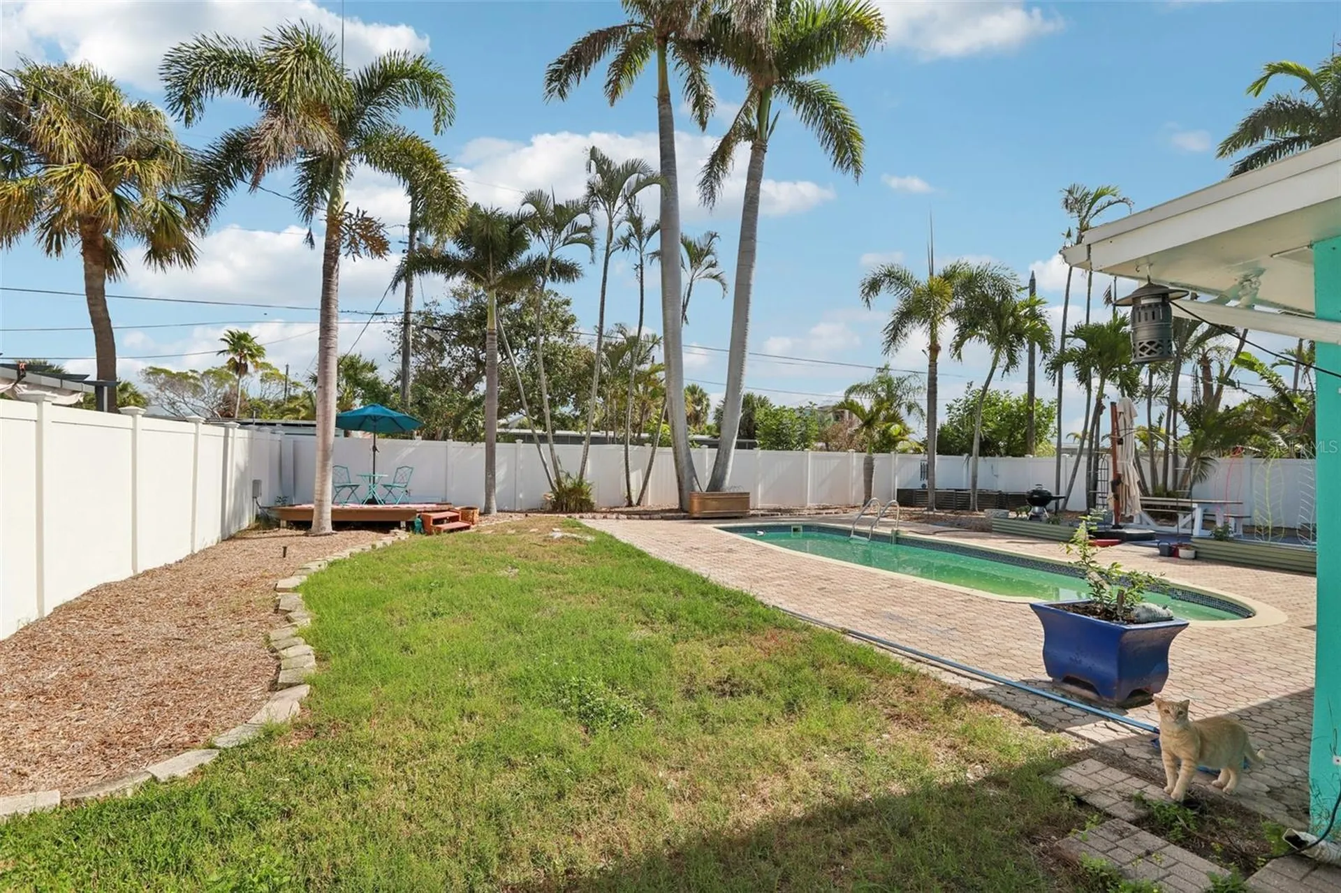 6950 Grande Vista Way S St Petersburg FL 33707