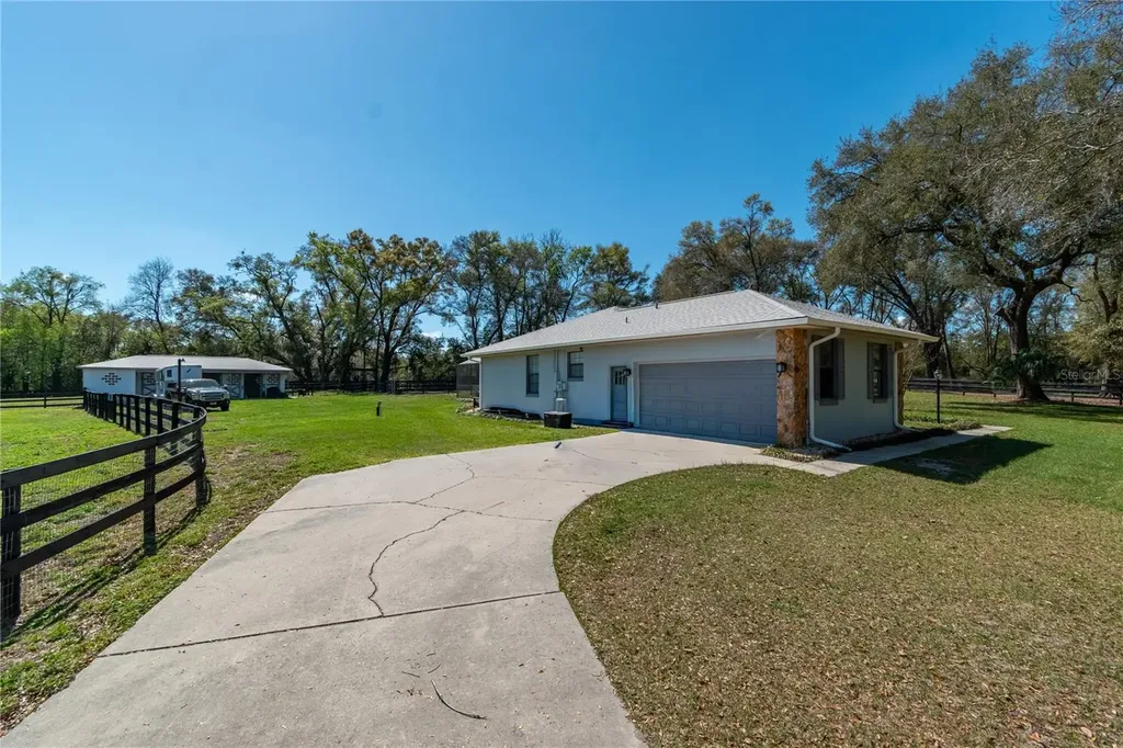 10 Carry Back Road Ocala FL 34482