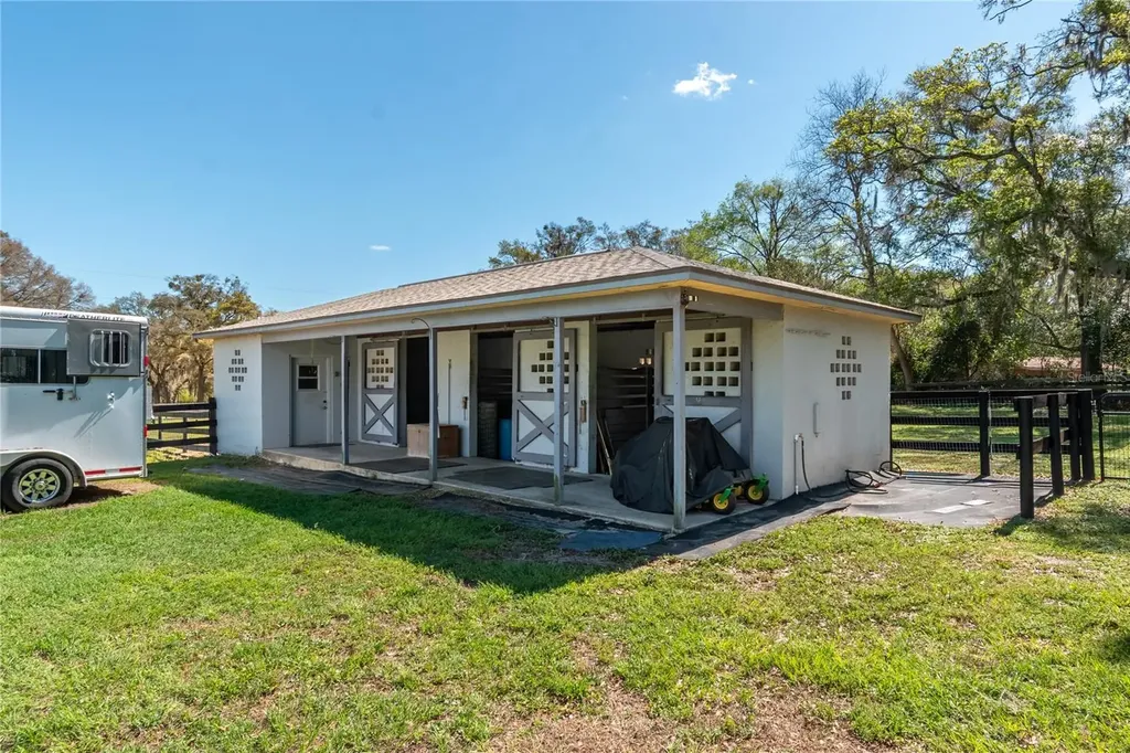10 Carry Back Road Ocala FL 34482