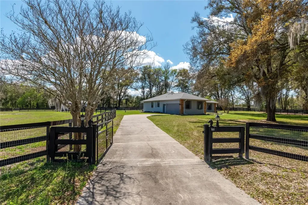 10 Carry Back Road Ocala FL 34482