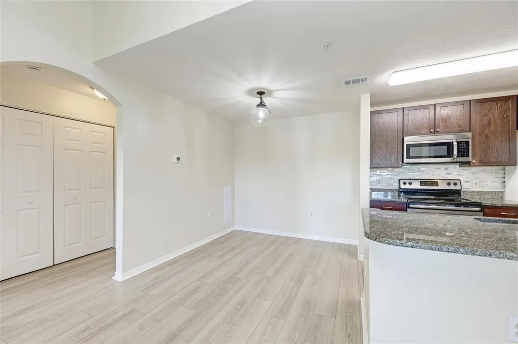 8911 Manor Loop Lakewood Ranch FL 34202