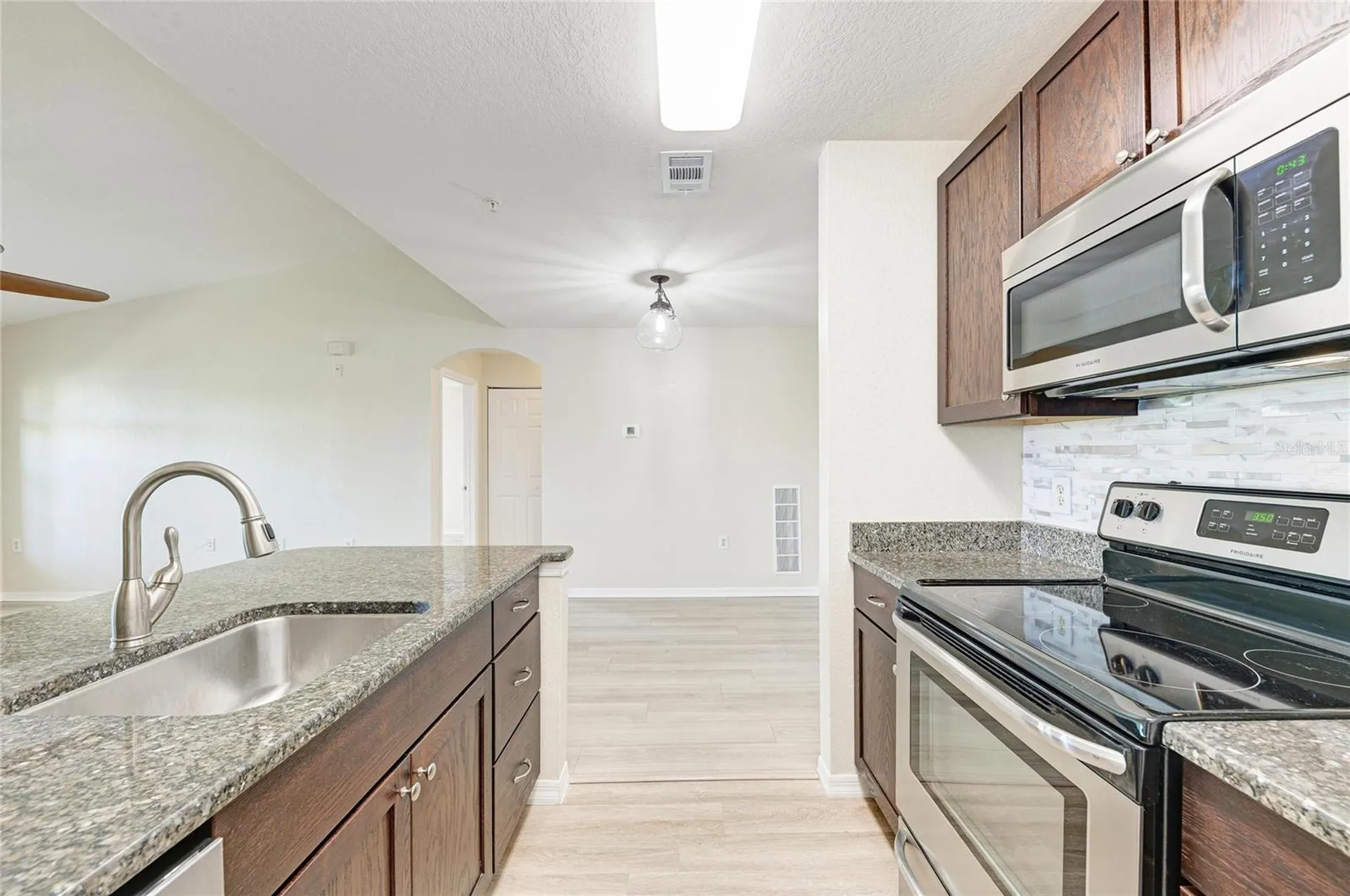 8911 Manor Loop Lakewood Ranch FL 34202