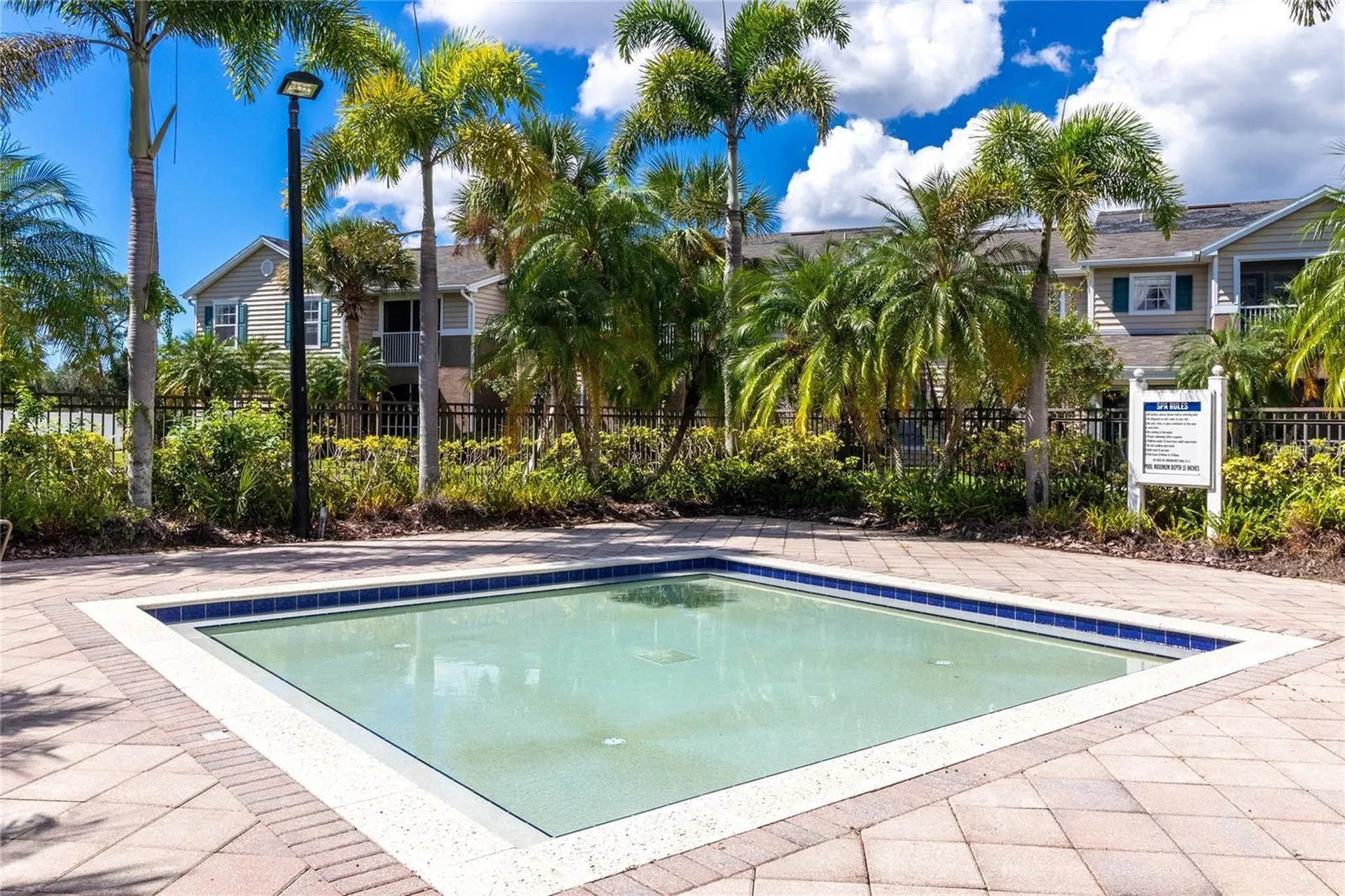 8911 Manor Loop Lakewood Ranch FL 34202