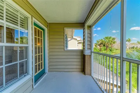 8911 Manor Loop Lakewood Ranch FL 34202