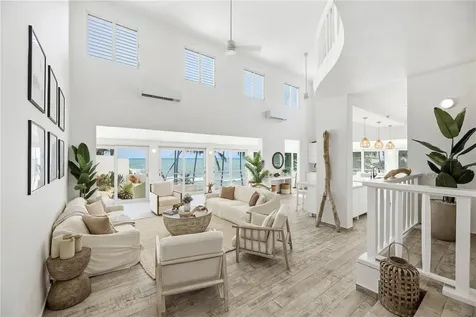 32 Shell Castle Humacao PR 00791