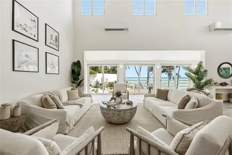 32 Shell Castle Humacao PR 00791
