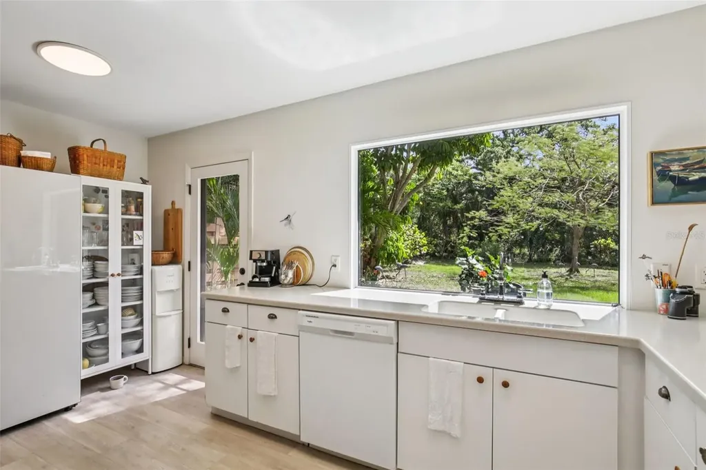2411 Pheasant Lane Bradenton FL 34209