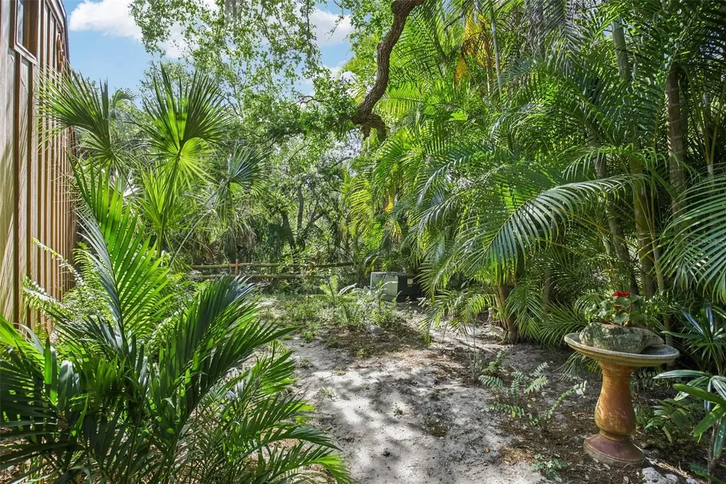 2411 Pheasant Lane Bradenton FL 34209