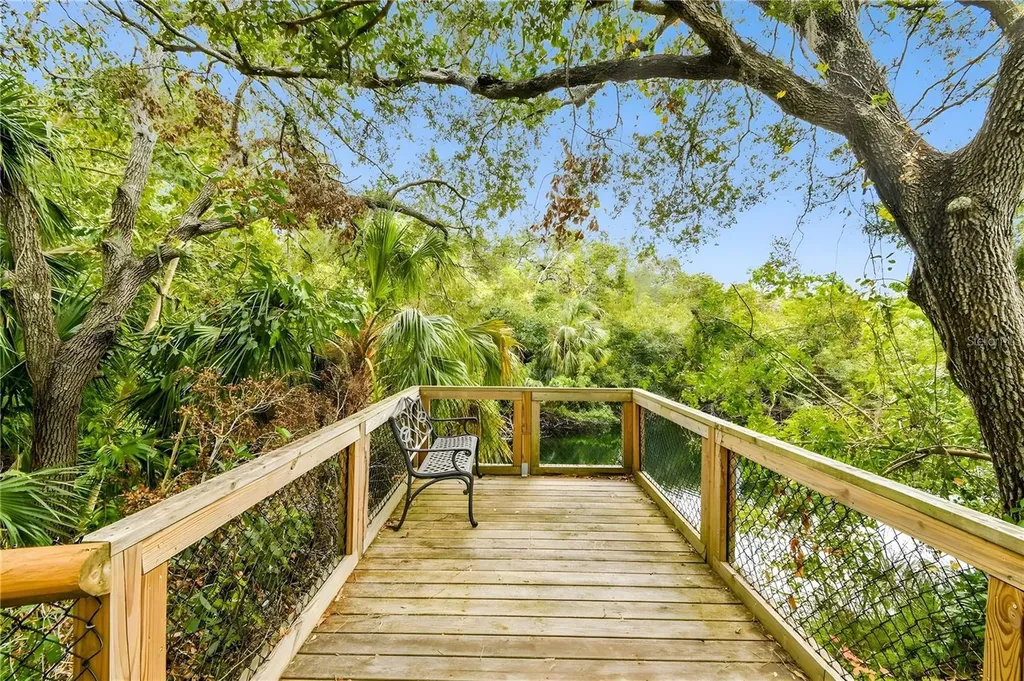 2411 Pheasant Lane Bradenton FL 34209