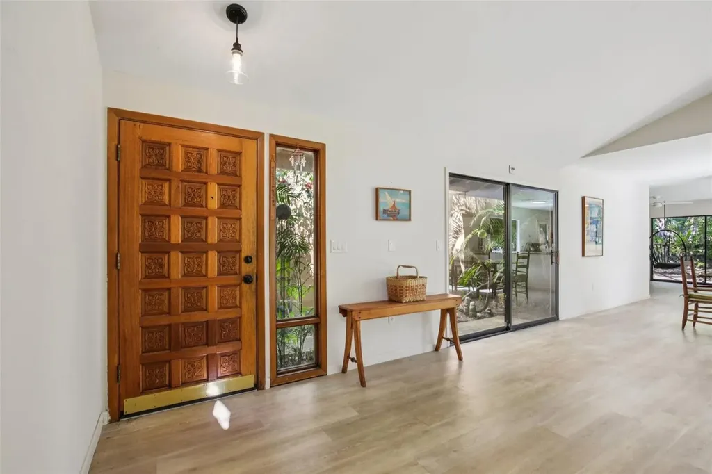 2411 Pheasant Lane Bradenton FL 34209