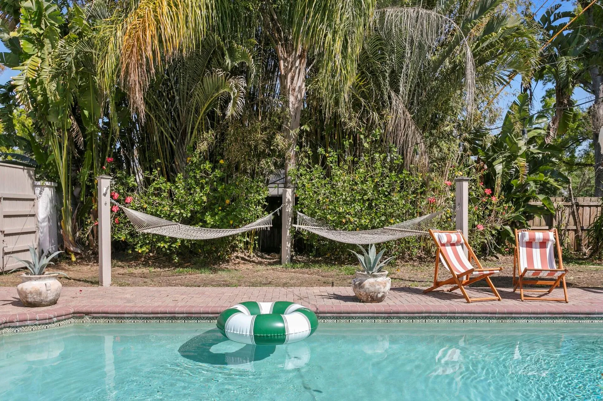 7915 Flowerfield Drive Tampa FL 33615