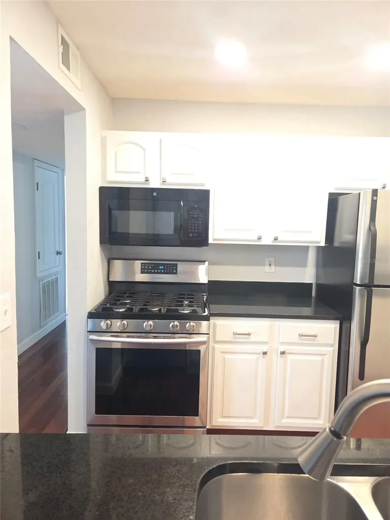 2035 Dixie Belle Drive Orlando FL 32812