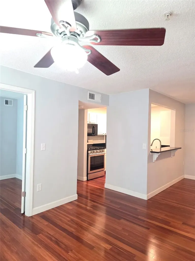 2035 Dixie Belle Drive Orlando FL 32812