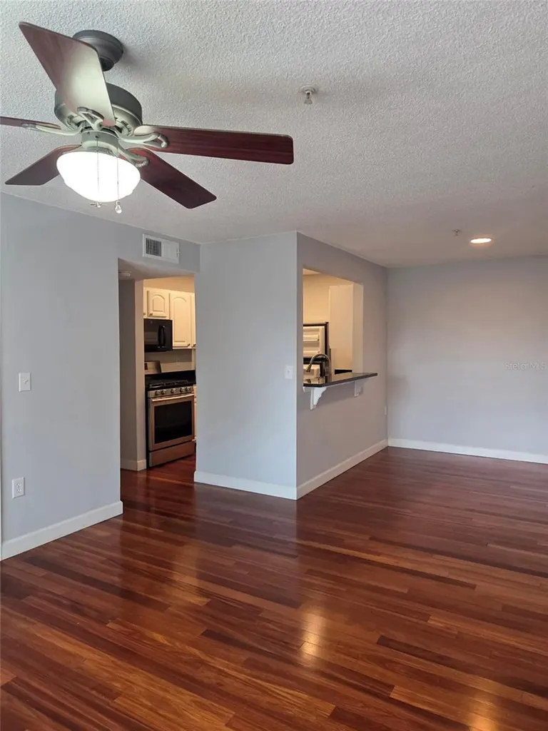 2035 Dixie Belle Drive Orlando FL 32812