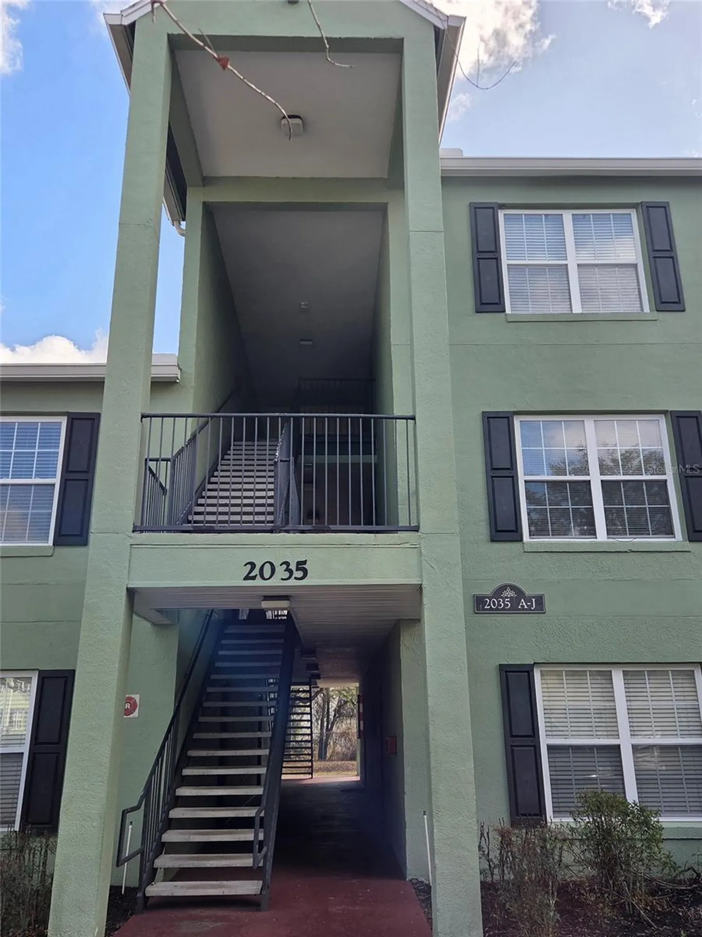 2035 Dixie Belle Drive Orlando FL 32812